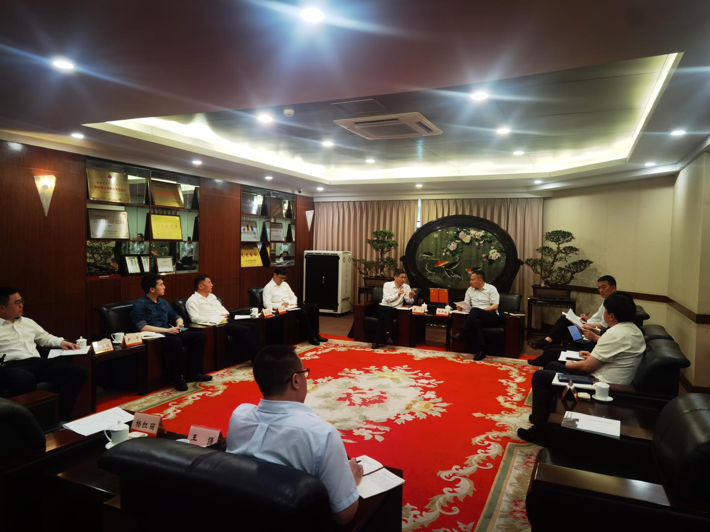 路橋集團黨委委員、監(jiān)事會主席黃衛(wèi)一行赴金牛區(qū)拜訪座談