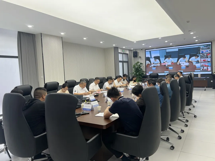 路橋集團召開暴雨預警風險研判與應對專題會議